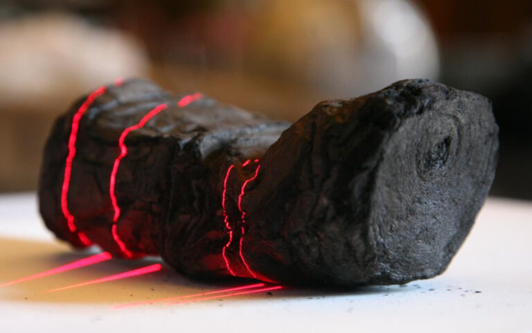 L’intelligence artificielle perce enfin les mystères d’un parchemin du Vésuve vieux de 2000 ans