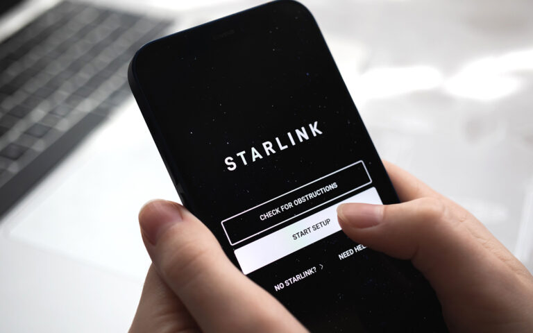 Starlink passe à la facturation de son antenne : les abonnés devront désormais payer