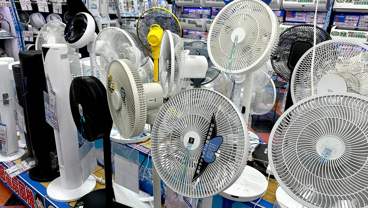 Ventilateur sur pied, colonne ou table : comment bien choisir selon votre espace et vos besoins