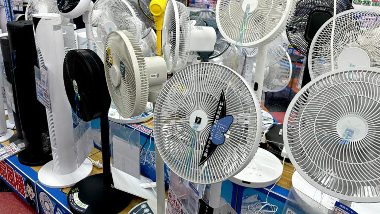 Ventilateur sur pied, colonne ou table : comment bien choisir selon votre espace et vos besoins
