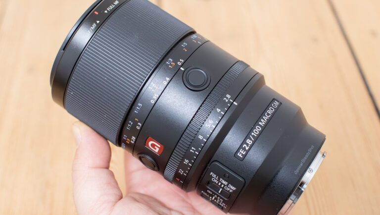 Promo exceptionnelle sur le Sony FE 100mm F2.8 Macro GM OSS – L&rsquo;objectif star à moins de 1500 €