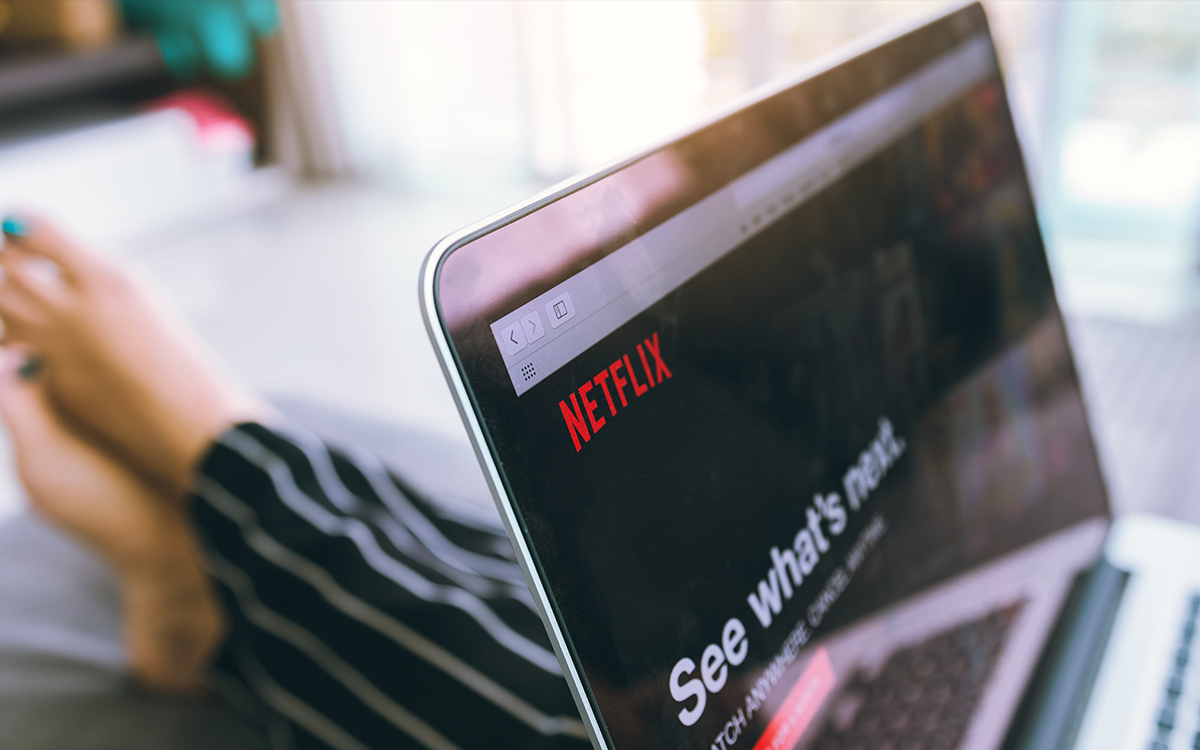 Arnaques aux offres d’emploi : comment repérer les faux sites Netflix, Spotify et Coca-Cola