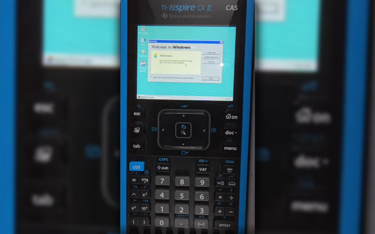 Windows 95 sur une calculatrice : l’exploit fou qui défie la patience