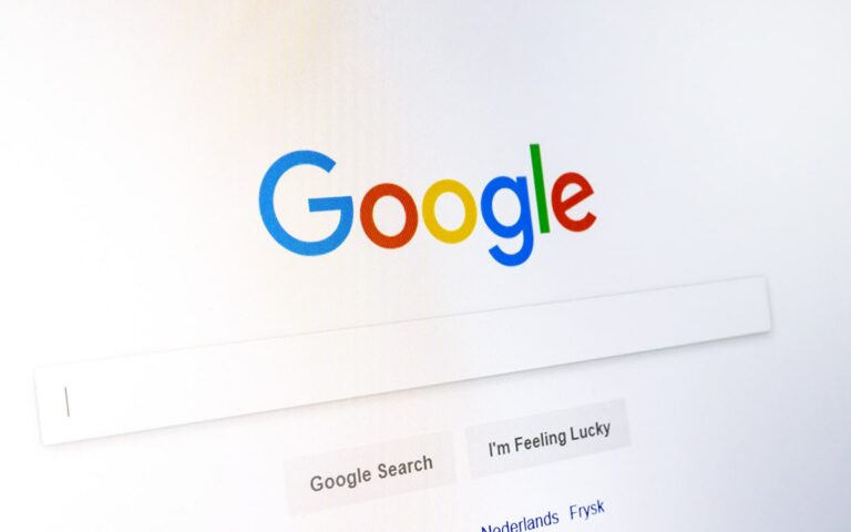 Google écope d&rsquo;une amende record de 890 millions d&rsquo;euros pour pratiques anticoncurrentielles en Europe