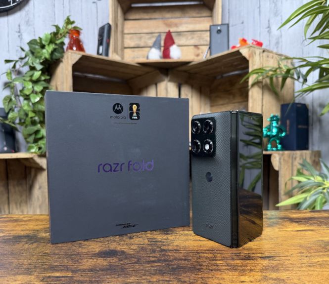 Motorola Razr Fold : l’écran géant qui séduit, le tarif qui freine