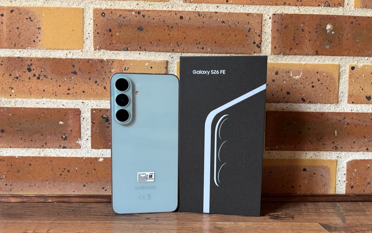 Le Galaxy S26 FE : un héritier ambitieux face au S26+ en promotion